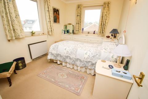 2 bedroom flat for sale - York Road, Maidenhead