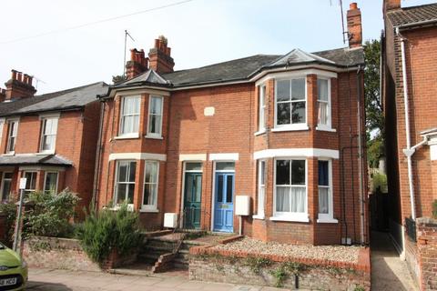 2 bedroom flat to rent, Westerfield Road, Ipswich IP4