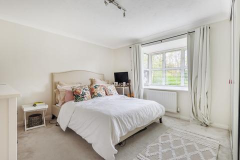 2 bedroom apartment for sale - Riverview Gardens, Cobham, KT11