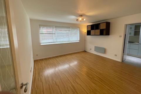 2 bedroom apartment for sale - 39 Lingfield Court, Hamstead Road, Great Barr, Birmingham, West Midlands, B43 5BL