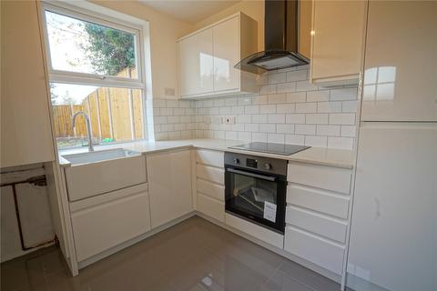 3 bedroom end of terrace house for sale - Whittington Hill, Old Whittington, Chesterfield, Derbyshire, S41