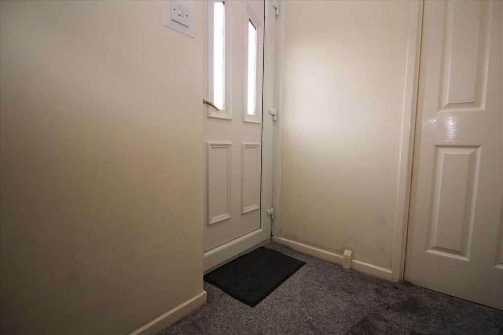 Broomylinn Place, Eastfield Lea... 3 bed terraced house £117,500