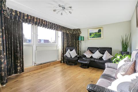 3 bedroom apartment for sale - Dunsford Way, London, SW15