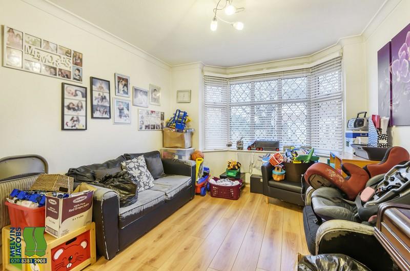 Warwick Avenue, Edgware, Greater... 3 bed semidetached house £645,000