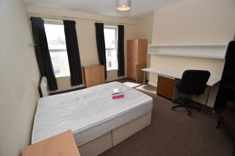 3 bedroom apartment to rent - Chandos Street, Leamington Spa, Warwickshire, CV32