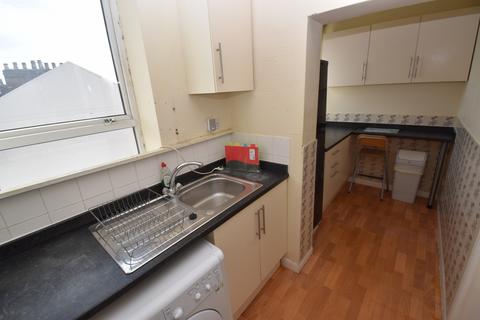 3 bedroom apartment to rent, Chandos Street, Leamington Spa, Warwickshire, CV32