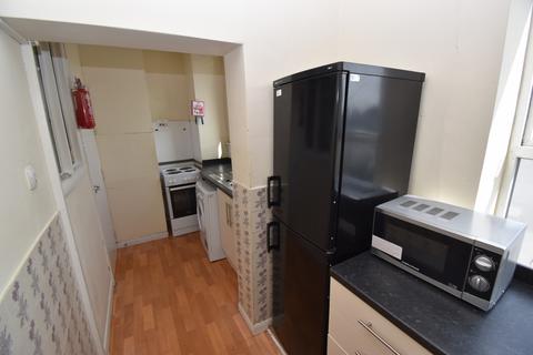 3 bedroom apartment to rent, Chandos Street, Leamington Spa, Warwickshire, CV32