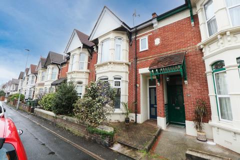 2 bedroom apartment for sale, Gladys Avenue, Portsmouth