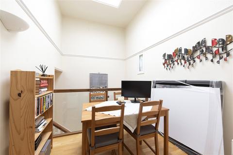 2 bedroom apartment to rent, Surbiton Hill Road, Surbiton, KT6