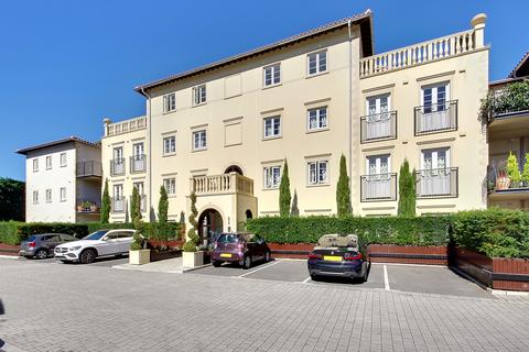 2 bedroom apartment for sale, Canford Cliffs Road, Canford Cliffs, Poole, Dorset, BH13