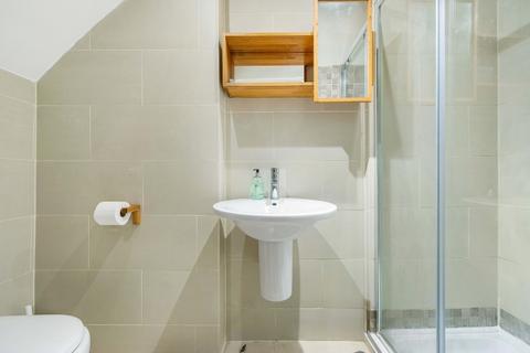 2 bedroom flat to rent - Westgate Terrace Chelsea SW10
