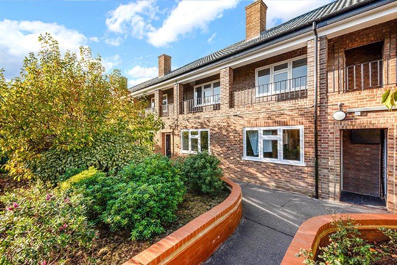 Tulse Hill, London, SW2 1 bed apartment £1,425 pcm (£329 pw)