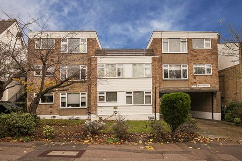Palmerston Road, Buckhurst Hill, IG9