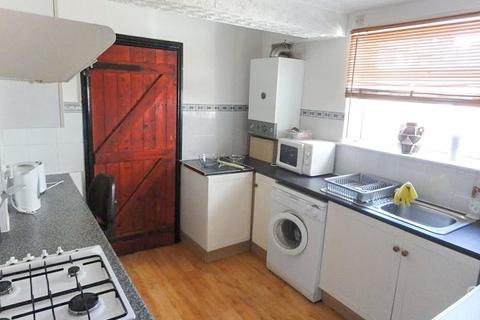 3 bedroom terraced house to rent, Braemar Road, Fallowfield, Manchester, M14