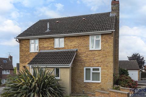 2 Baileys Mead, Royal Wootton Bassett, Swindon, SN4 8LH