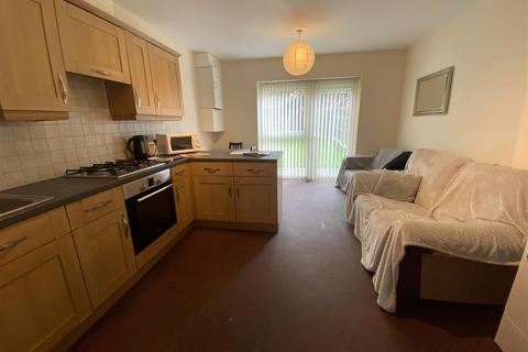 4 bedroom terraced house to rent, Lauderdale Crescent, Grove Village, Manchester, Greater Manchester, M13