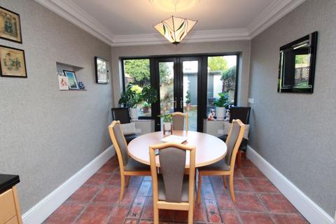 114 Alexandra Road, Southend-on-sea, SS1 1HB