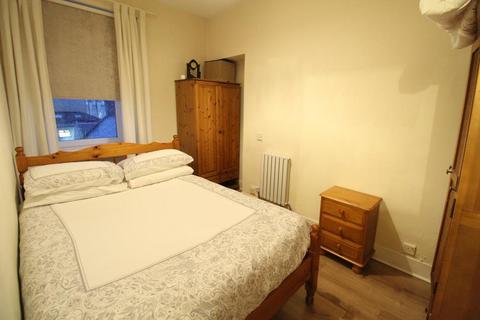 1 bedroom flat to rent, George Street, Top Floor, AB25