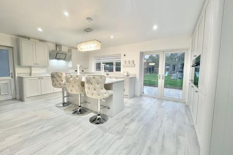 31 Hazelhurst Road, Castle Bromwich, Birmingham, B36 0BH