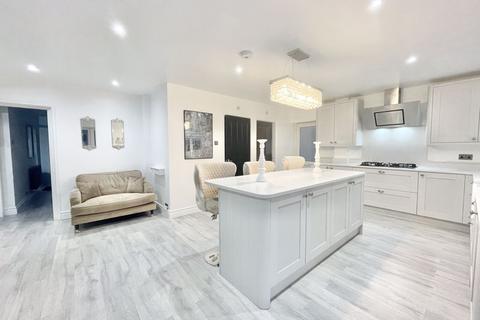 31 Hazelhurst Road, Castle Bromwich, Birmingham, B36 0BH
