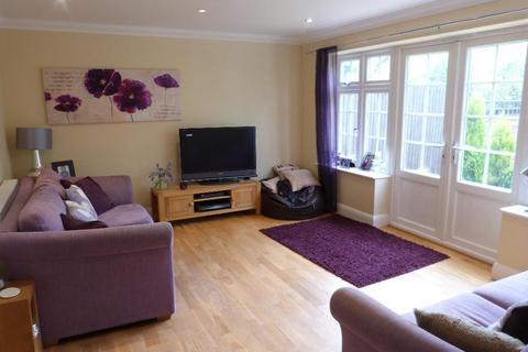 4 bedroom end of terrace house for sale, Purley Downs Road, South Croydon, Surrey, CR2 0RB