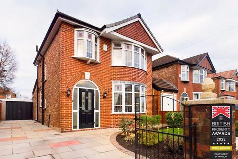 3 bedroom detached house for sale - Newstead Road, Davyhulme, Trafford, M41