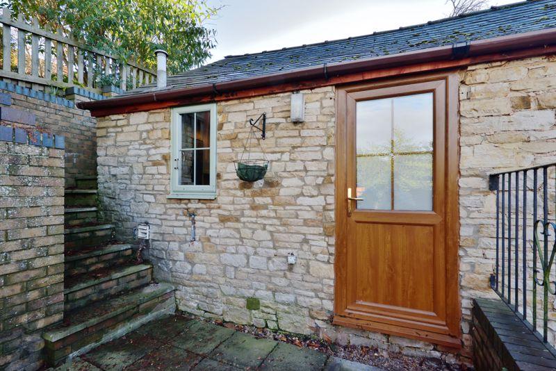 Door To Sitting Rm