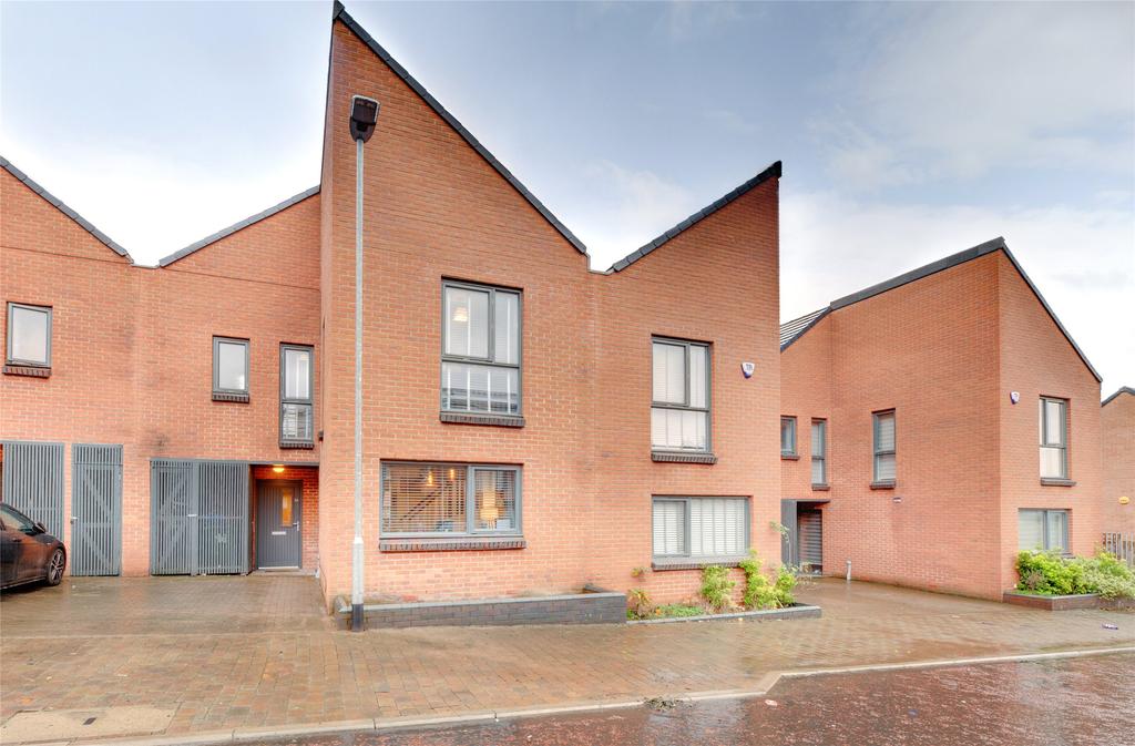 Armstrong Street, Gateshead, NE8 3 bed terraced house £175,000