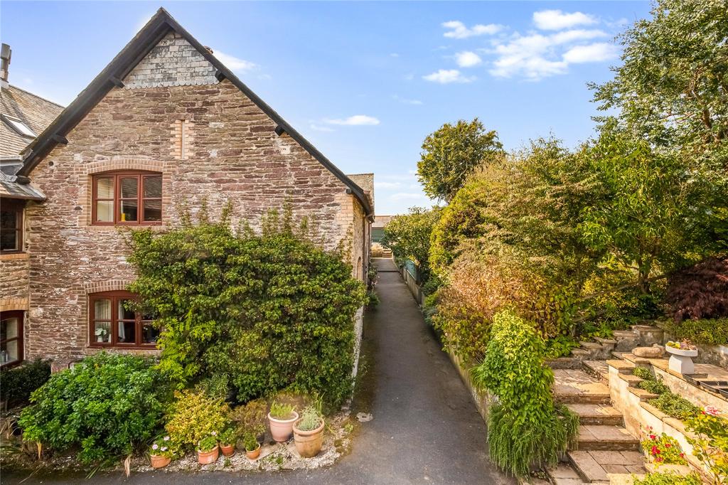 Raneleigh Barns, Down Thomas, Plymouth, PL9 3 bed barn conversion for