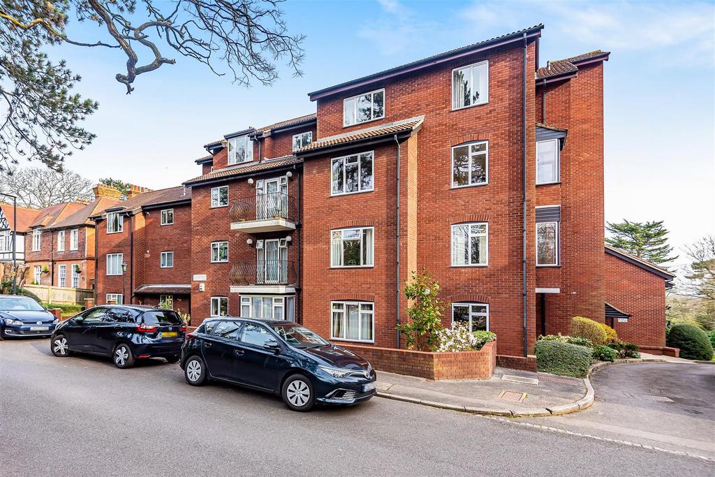 Mount Park Road, Harrow 2 bed apartment £475,000