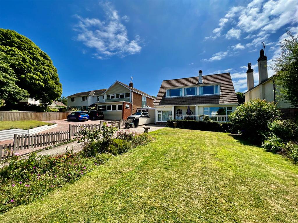 Upton Manor Road, Brixham 4 bed detached house £530,000
