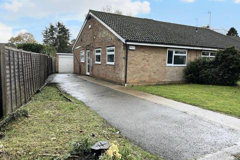 3 bedroom semi-detached bungalow to rent - Westlea Road, Sywell, Northamptonshire NN6