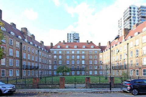 Flat 15, Cameron House Comber Grove, London, SE5 0UJ