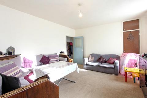 Flat 15, Cameron House Comber Grove, London, SE5 0UJ