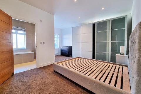 2 bedroom flat to rent - Darwin Road, Ealing, W5 4BB