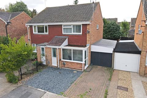 18 Harkness Close, Bletchley, Milton Keynes, MK2 3NB