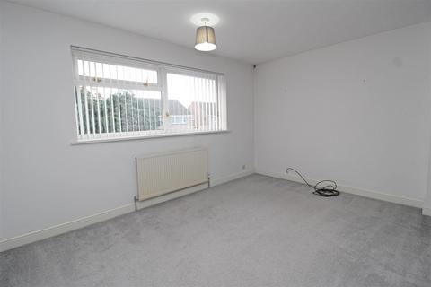 18 Harkness Close, Bletchley, Milton Keynes, MK2 3NB