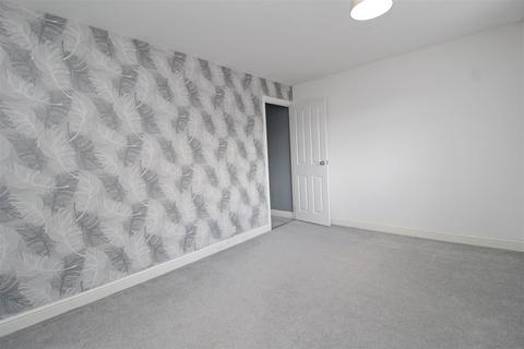 18 Harkness Close, Bletchley, Milton Keynes, MK2 3NB