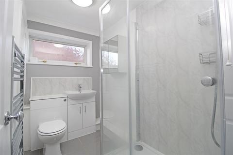 18 Harkness Close, Bletchley, Milton Keynes, MK2 3NB