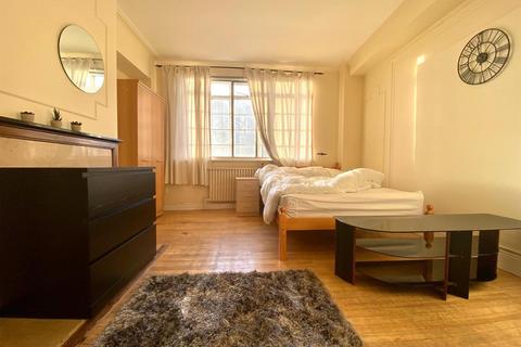 House share to rent - Adelaide Road, Swiss Cottage, London