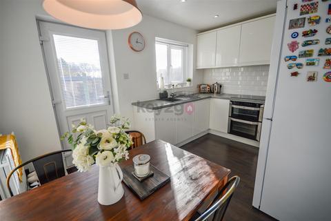 2 bedroom townhouse for sale - Plumbley Hall Road, Mosborough, Sheffield