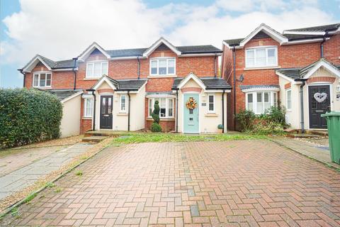 3 bedroom end of terrace house for sale - Etchingham Drive, St. Leonards-On-Sea