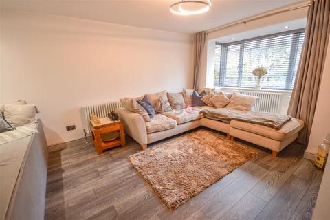 4 bedroom detached house for sale - Springwell Crescent, Beighton, Sheffield, S20