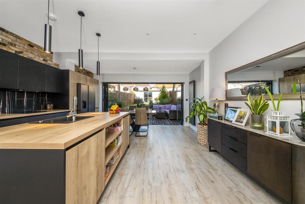 Kitchen/dining room