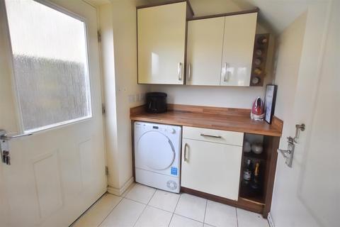 67 Castleton Grove, Haverfordwest, SA62 4AF