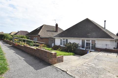 2 bedroom detached bungalow for sale - Claxton Road, Bexhill-On-Sea