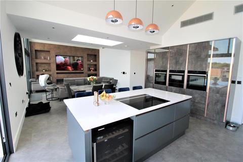 Prospect Cottage Elmley Road, Minster On Sea, Sheerness, ME12 3SS