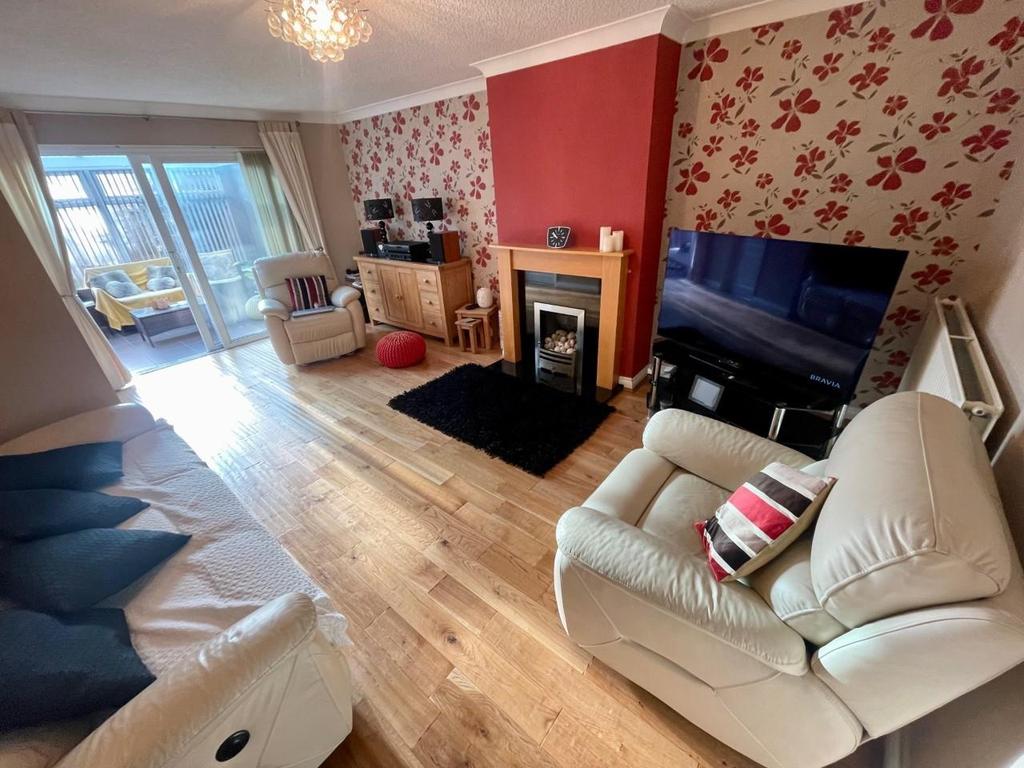 Langley Hall Road, Solihull 3 bed semidetached house for sale £330,000