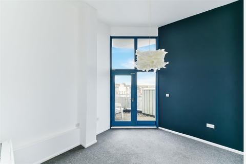 3 bedroom flat for sale - Willesden Lane, London