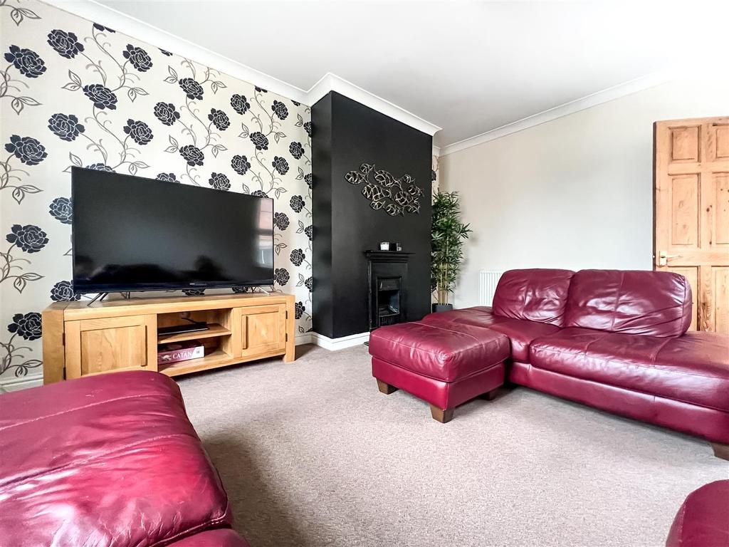 Auckland Road East, Southsea 3 bed semidetached house £350,000